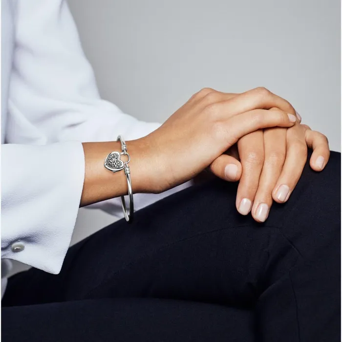 Bangles Women Pandora Limited Edition Moments Silver Bangle Flourishing Heart Padlock