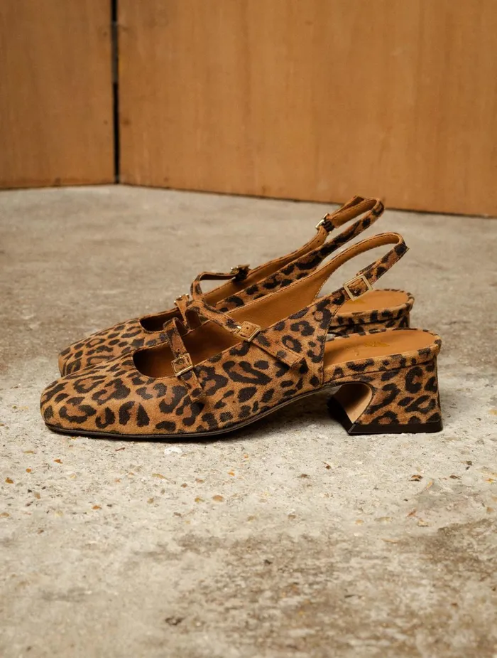 Bobbies Pumps and Mary Janes Becca Wild Leo 8211 Women