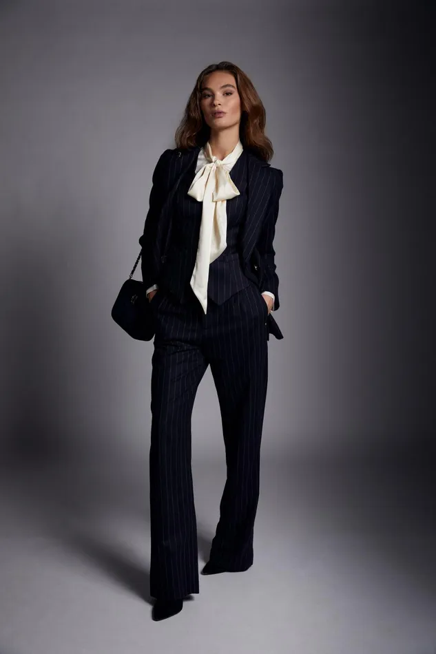 Holland Cooper Tailoring Women High Waisted Straight Trouser Navy Chalk Pinstripe Holland Cooper Tailoring Women High Waisted Straight Trouser Navy Chalk Pinstripe