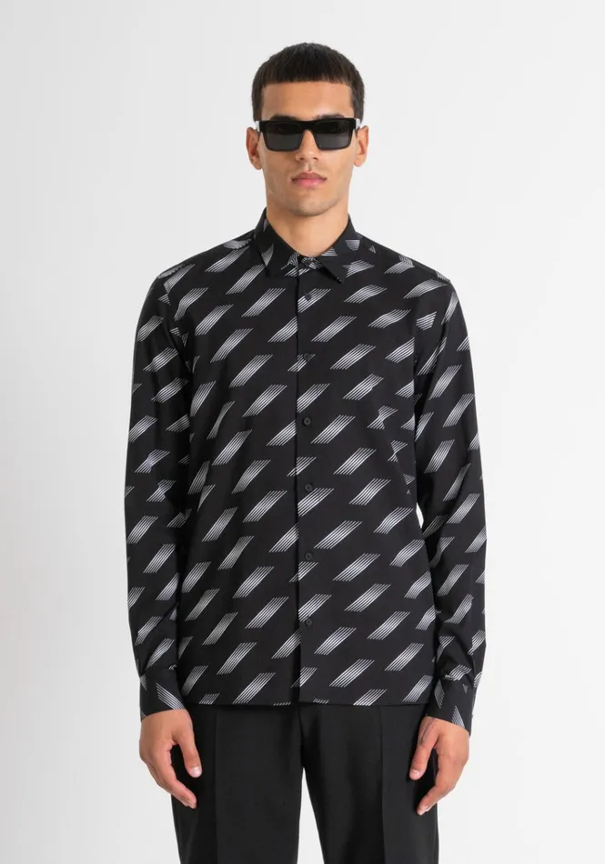 Shirts Men Antony Morato Regular Fit 034Barcelona034 Straight Cut Shirt In Gradient Patterned Viscose Blend Black Shirts Men Antony Morato Regular Fit 034Barcelona034 Straight Cut Shirt In Gradient Patterned Viscose Blend Black