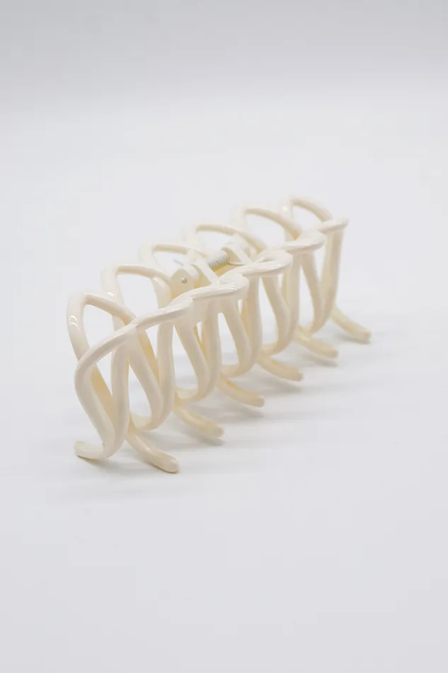 Storets Bold Claw Clip Women HairandHats