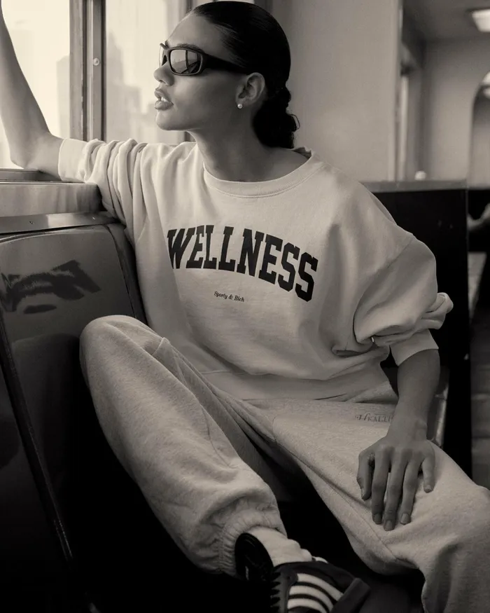 Sweatshirts Men Sporty and Rich Wellness Ivy Crewneck 8211 CreamNavy