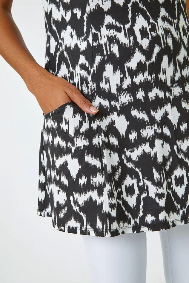 Women Black Aztec Print Pocket Tunic Roman Tops