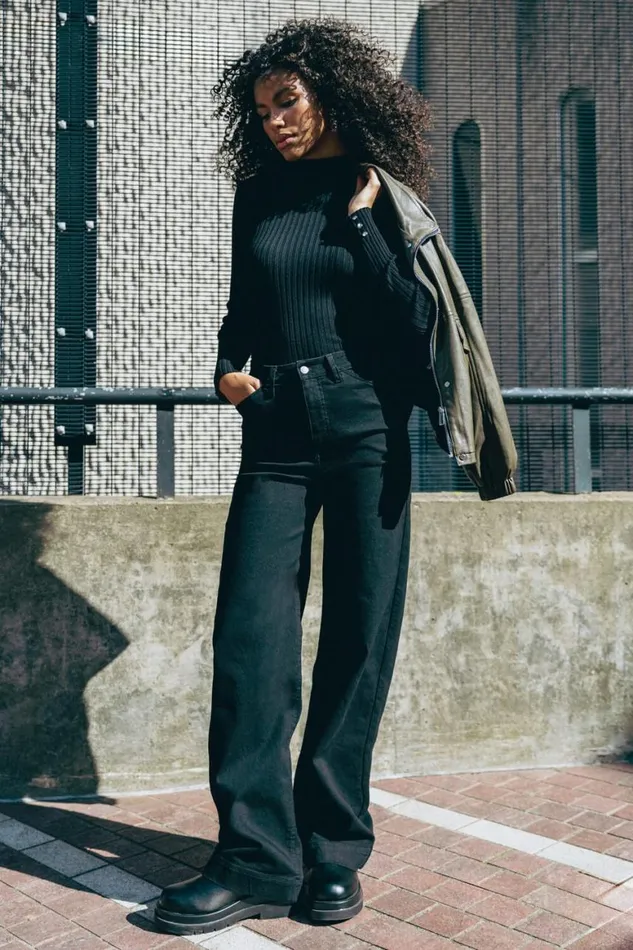 Women Black Ribbed Turtle Neck Jumper Roman Knitwear