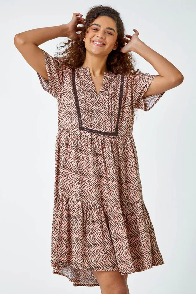 Women Light Pink Zig Zag Lace Trim Smock Dress Roman Dresses