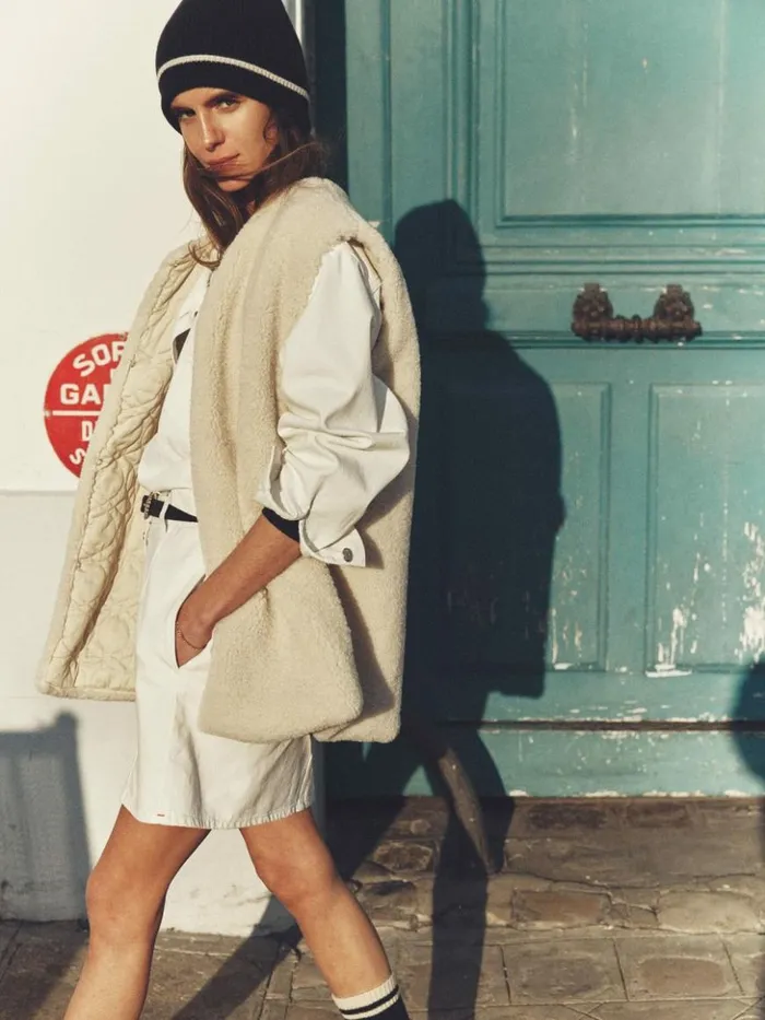 Women Sweaters and Jackets Xirena Cream Thea Vest