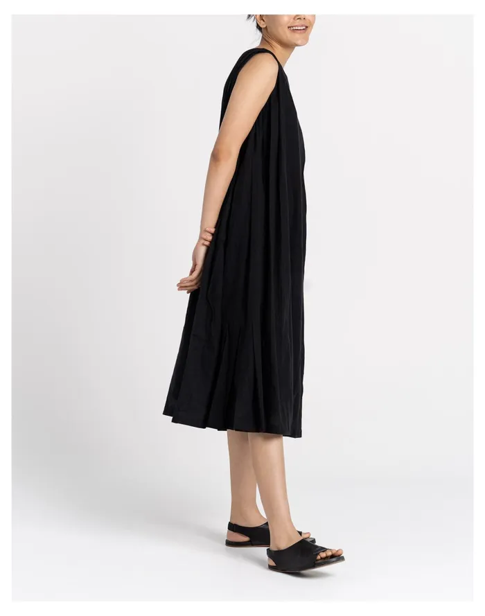 Women World Of Crow Organic Cotton Pleated Dress In Ink Black Black Madewell Dresses